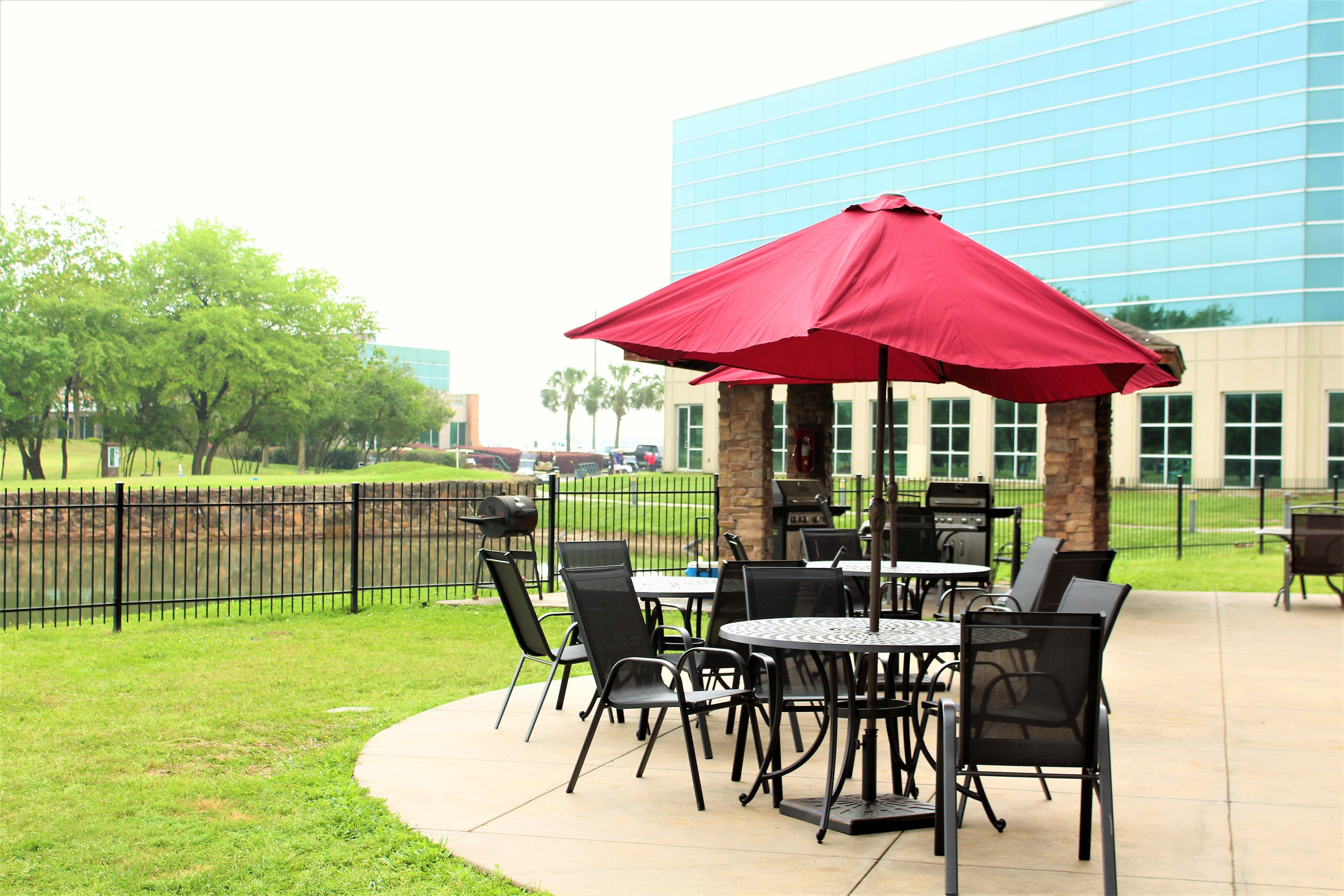 Staybridge - Willowbrook By Ihg Hotel